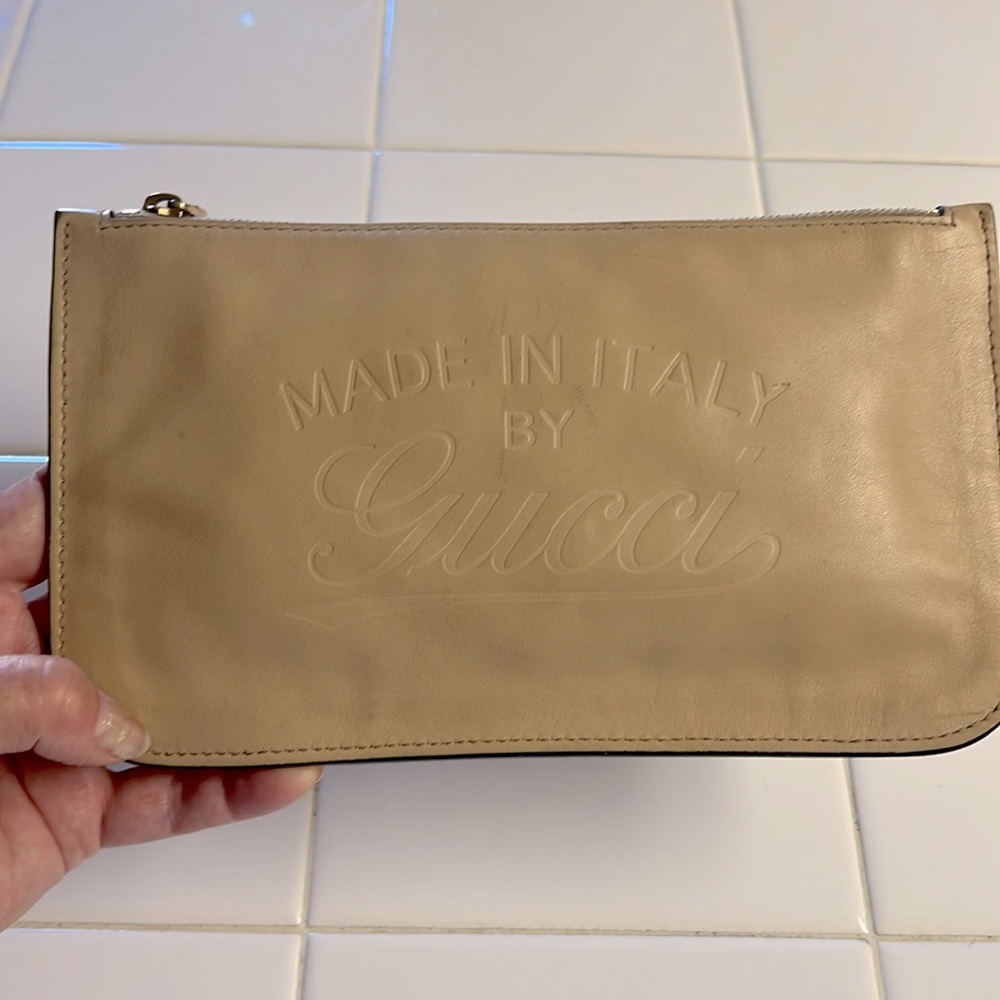 Gucci leather pouch/wristlet no strap.